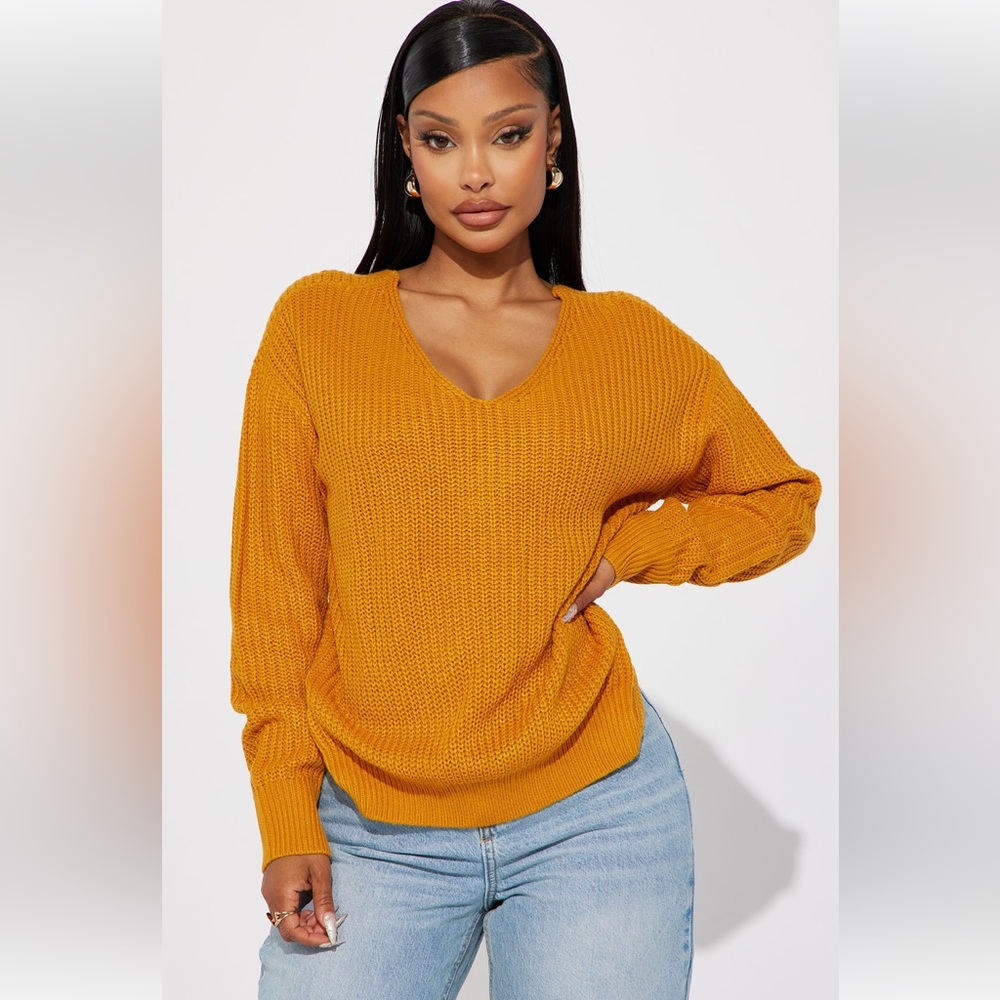 Fashion Nova Sweater NWT